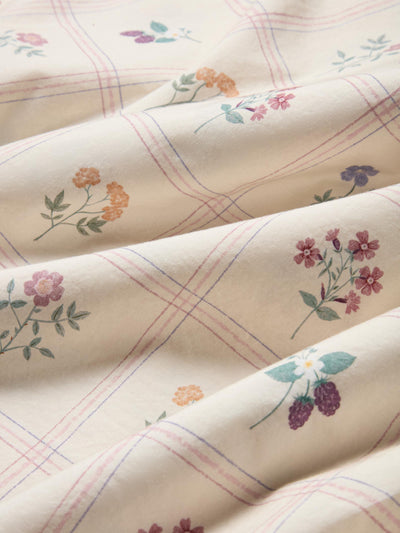 Hedgerow Floral Mindful Cream Cotton Fabric Swatch