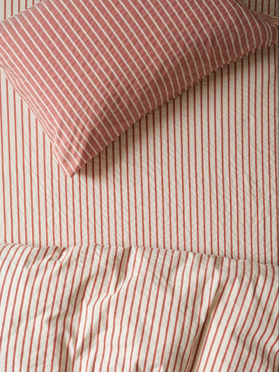 Auburn Red Texture Stripe Cotton Kids Fitted Sheet - alternate image